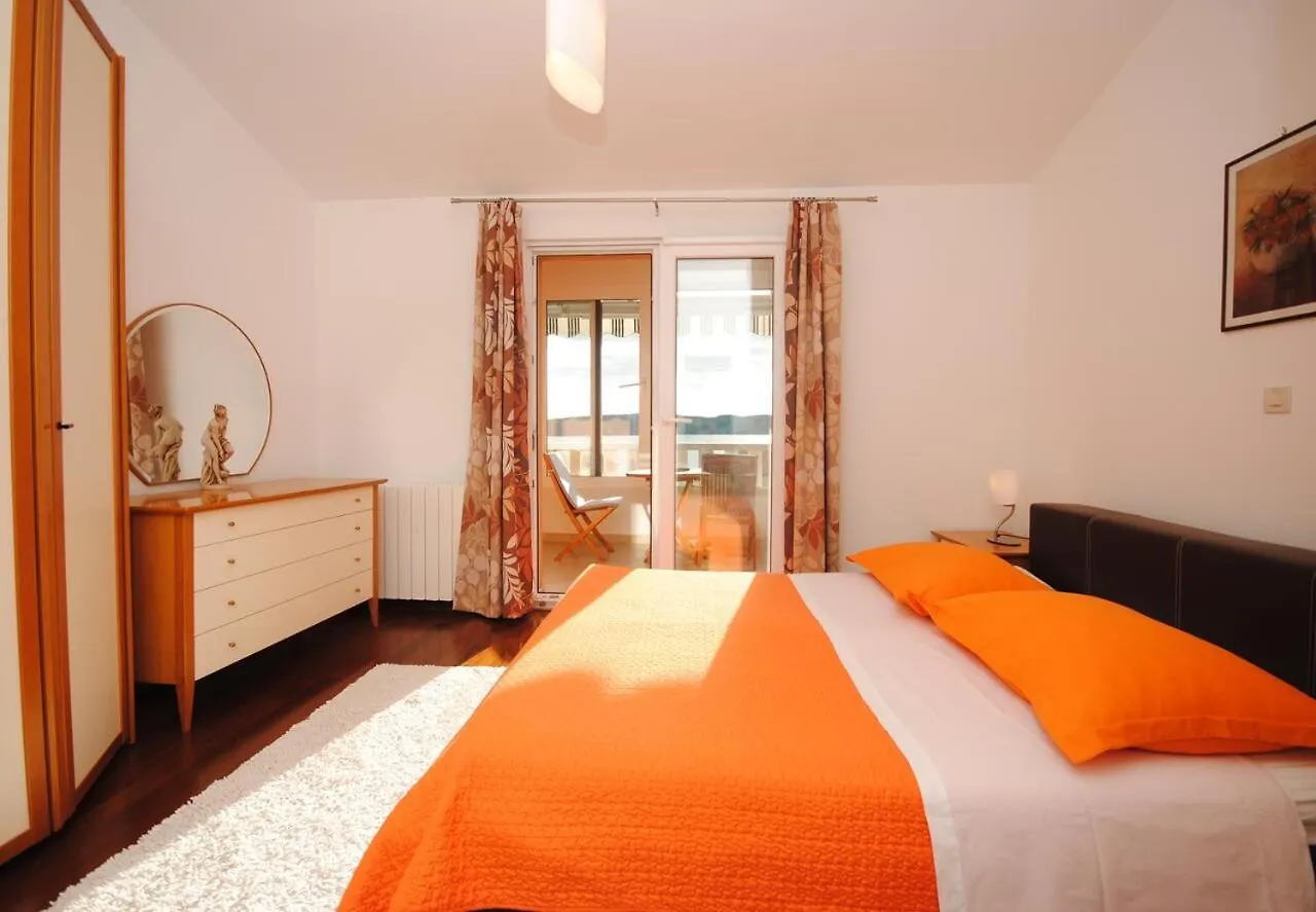 Seaview Luxury Apartment 