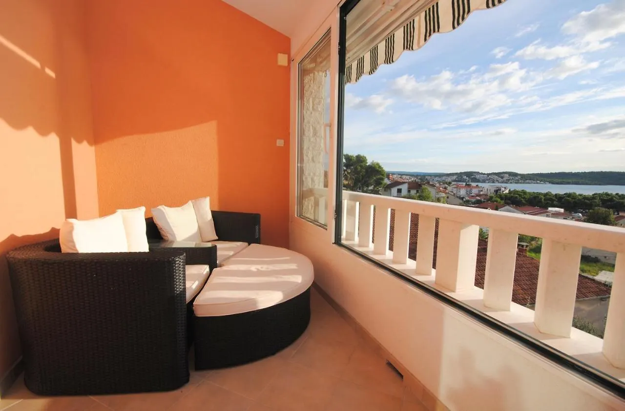Seaview Luxury Apartment 