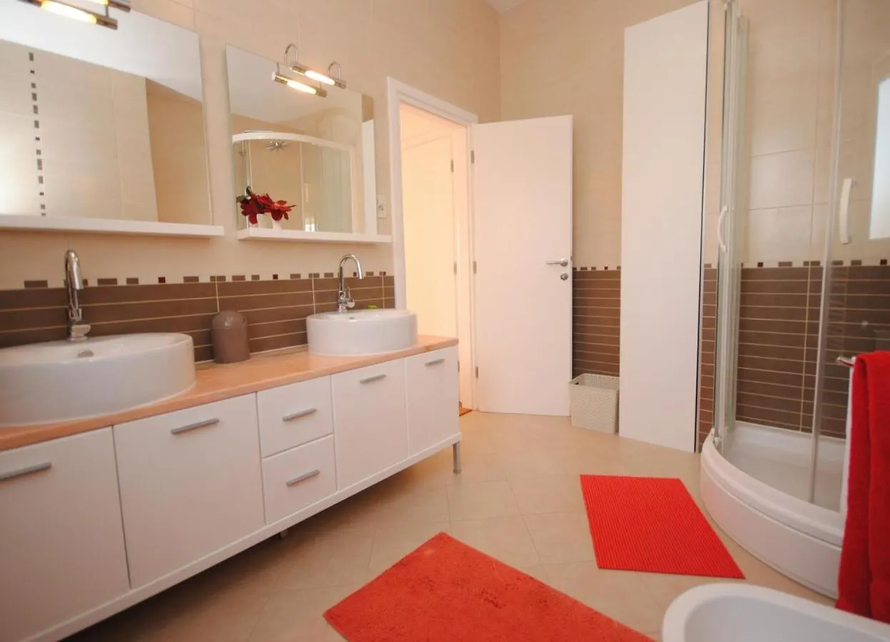 Seaview Luxury Apartment 