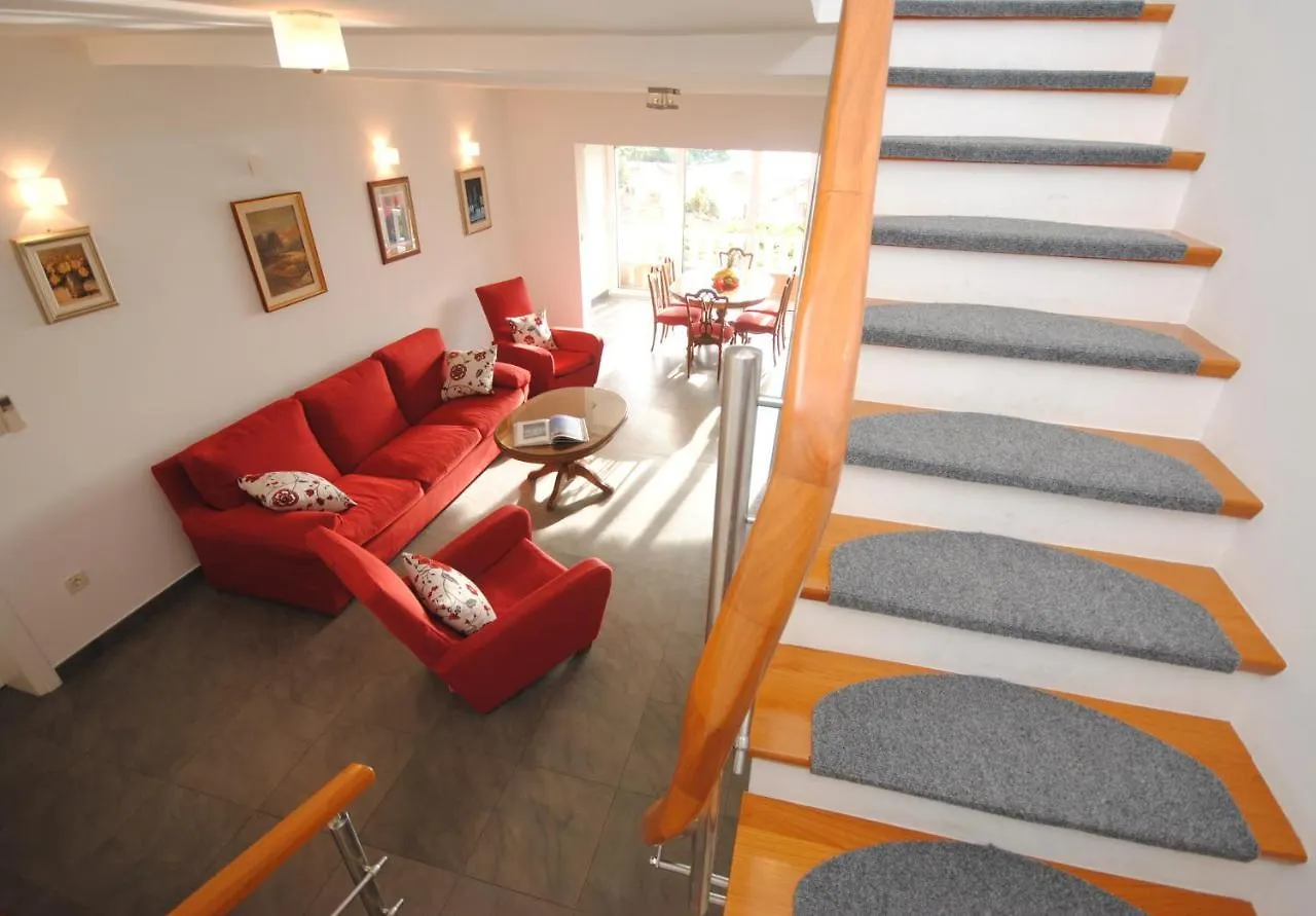 Seaview Luxury Apartment 